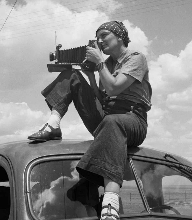 5 Photography Quotes for inspiration - picture of Dorothea Lange, documentary photographer